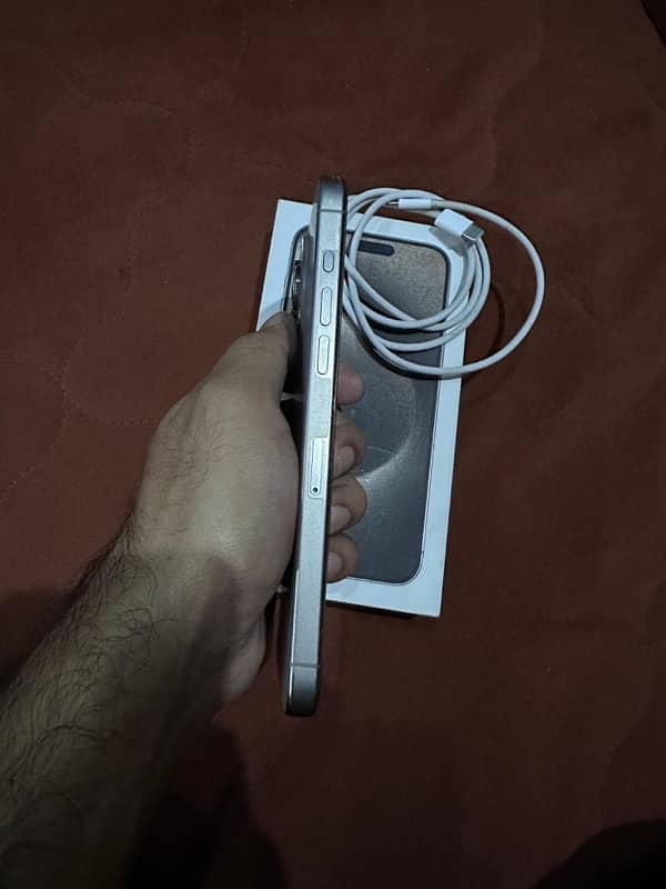 Iphone 15 pro max HK 256GB non pta 1