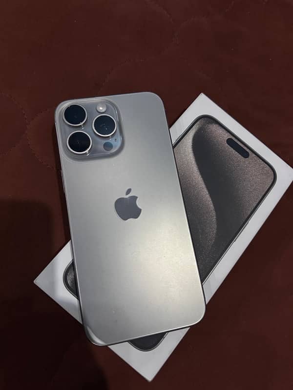 Iphone 15 pro max HK 256GB non pta 2