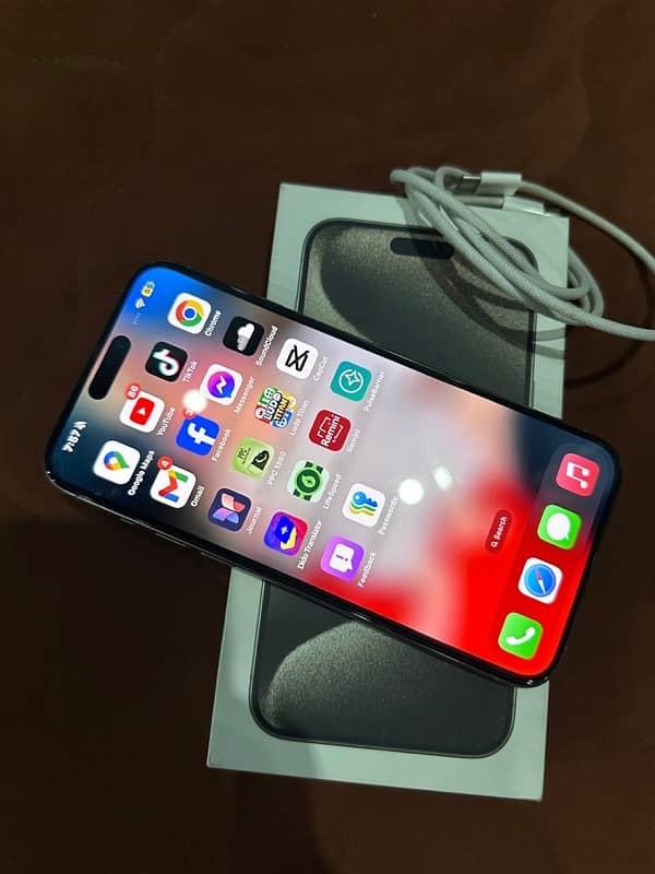 Iphone 15 pro max HK 256GB non pta 4