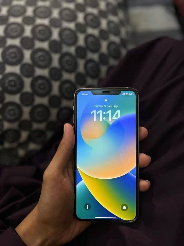 i phone 11 pro max pta approved 64gb 0