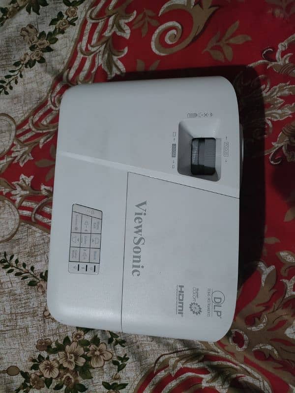 ViewSonic Multimedia Projector 0