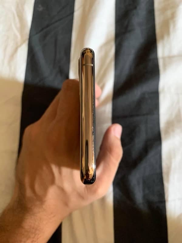 iPhone 11 Pro Max 256GB PTA APPROVED 2