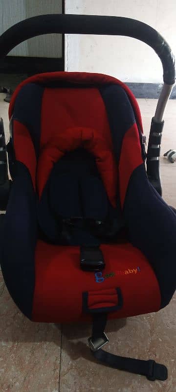 carry cot + car seat good as new 6