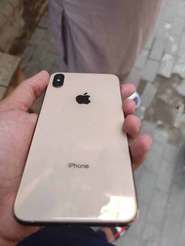 iphone xs max 64 DUAL PTA APPROVED 10/10 condition all ok 2