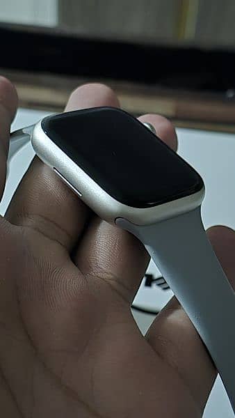 apple watch series 8 1