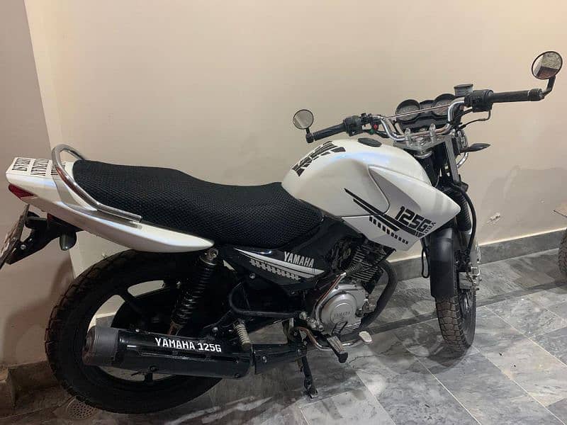 Yamaha YBR 125 In good condition just buy and drive 1