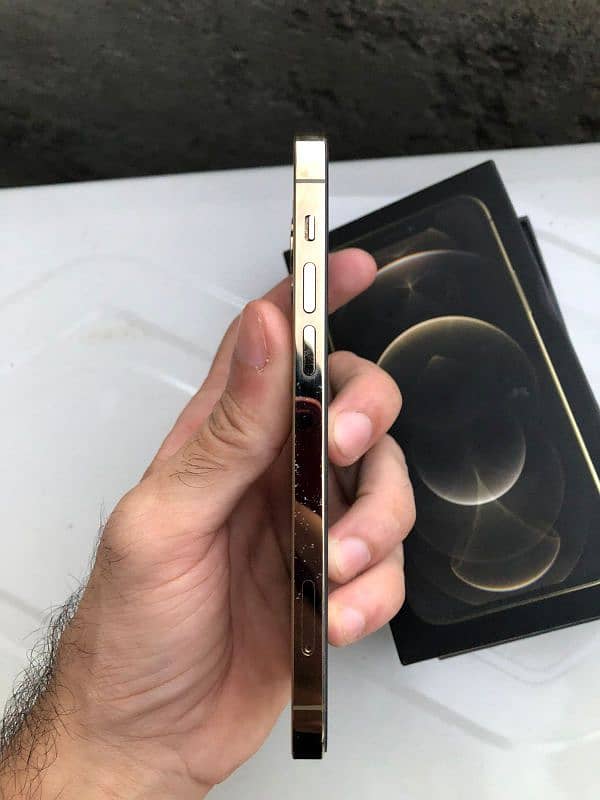 iPhone 12 pro Non PTA 5