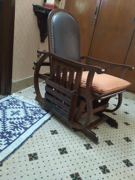 sheesham rocking chair 2