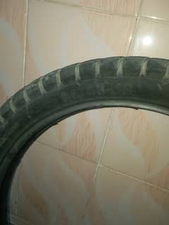 Suzuki GS 150 Panther tyre