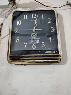 Antique citizen Japan vintage wall clock day and date Seiko