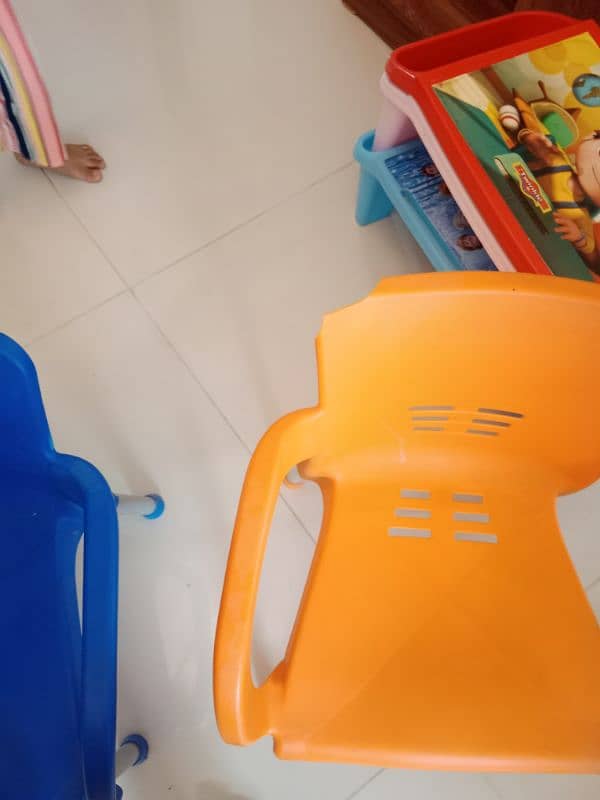 kids table and chairs 2