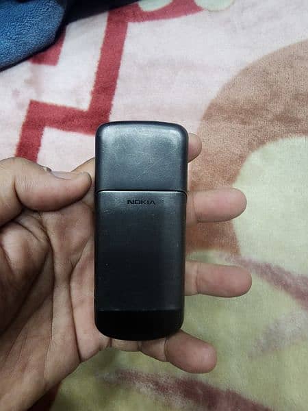 Nokia 8600 1