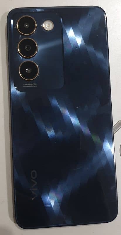 vivo Y100 8, 256 Gb 1