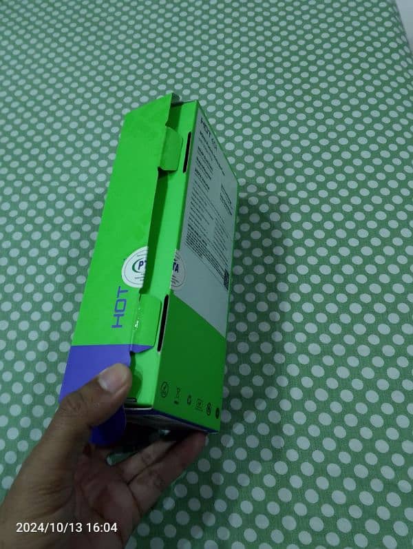 Infinix HOT 40i 6 months warranty almost new condition 4