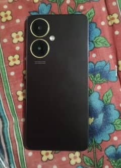 Vivo y 27. .