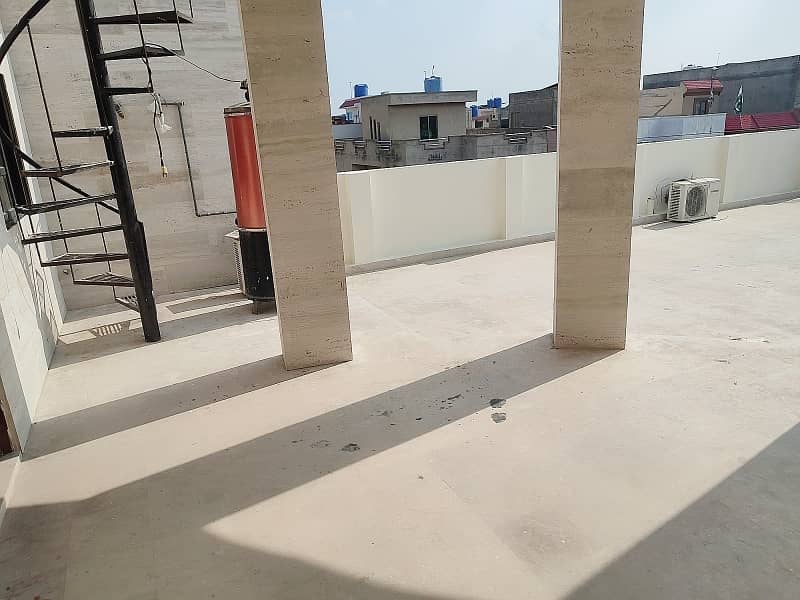 12 Marla House For Rent In Johar Town Phase 2 16