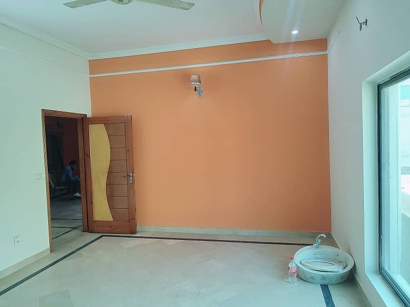 12 Marla House For Rent In Johar Town Phase 2 32