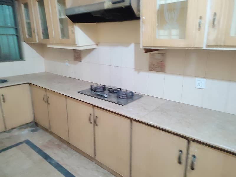 5 Marla upper Portion For Rent In J2 Johar Town 9