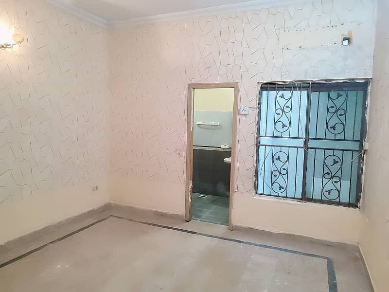 5 Marla upper Portion For Rent In J2 Johar Town 11