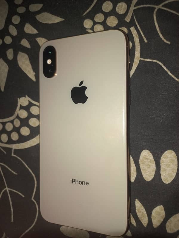 iphone XS 256 ( Serious buyar contect 0