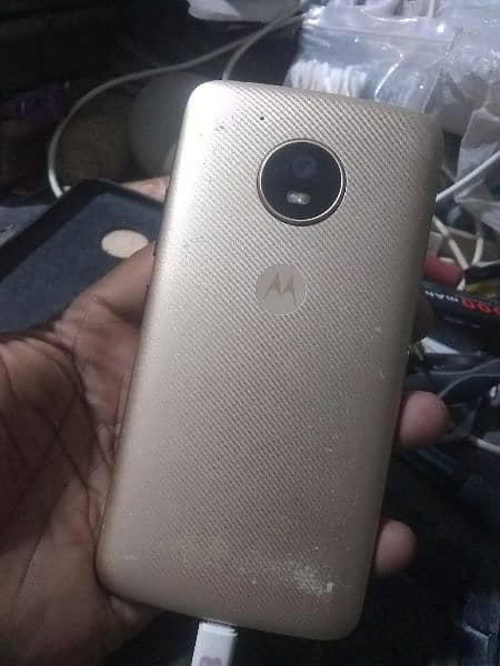 Motorola e4 2gb/16gb 2