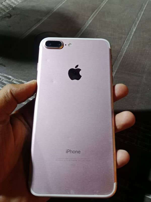 i phone 7 plus 10 by 10 non pta with charger 1