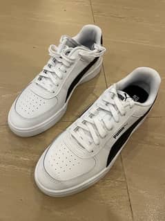 puma sneaker shoes size 42