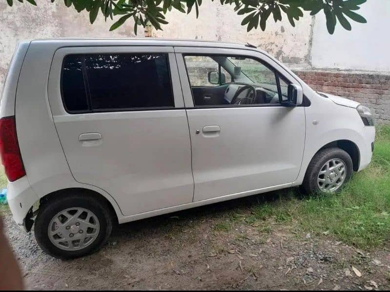 Suzuki Wagon R 2022 3