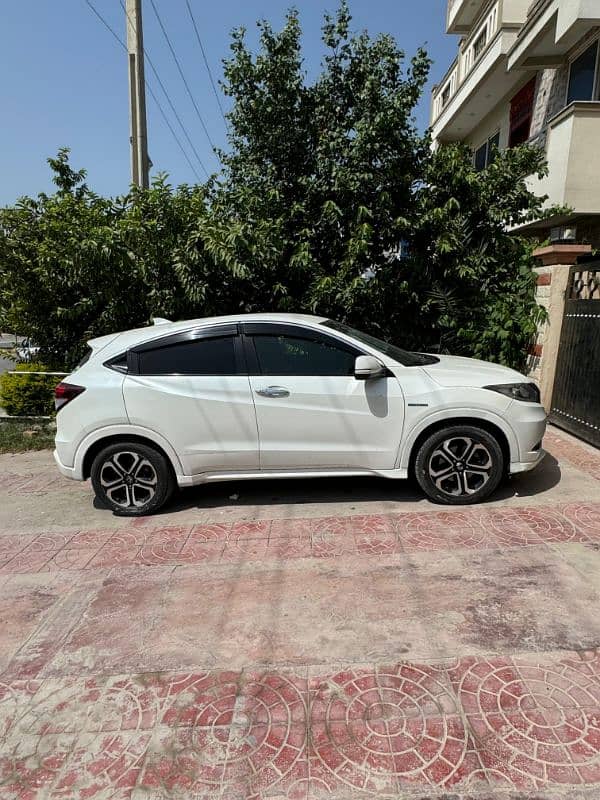 Honda Vezel 2016 3