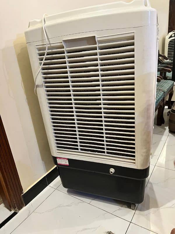 Air cooler for sale urgent (mint condition) 1