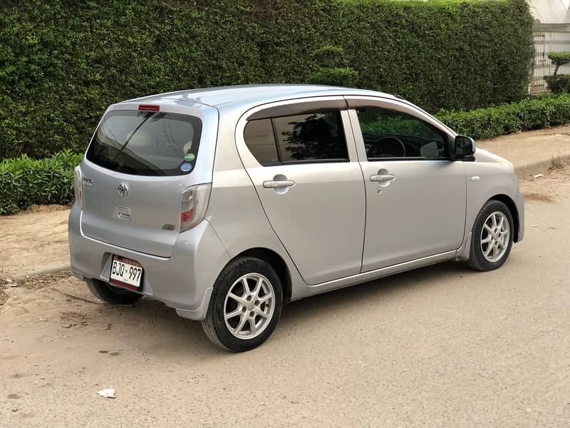 Toyota Pixis 2015 model 2017 registration same a mira 2