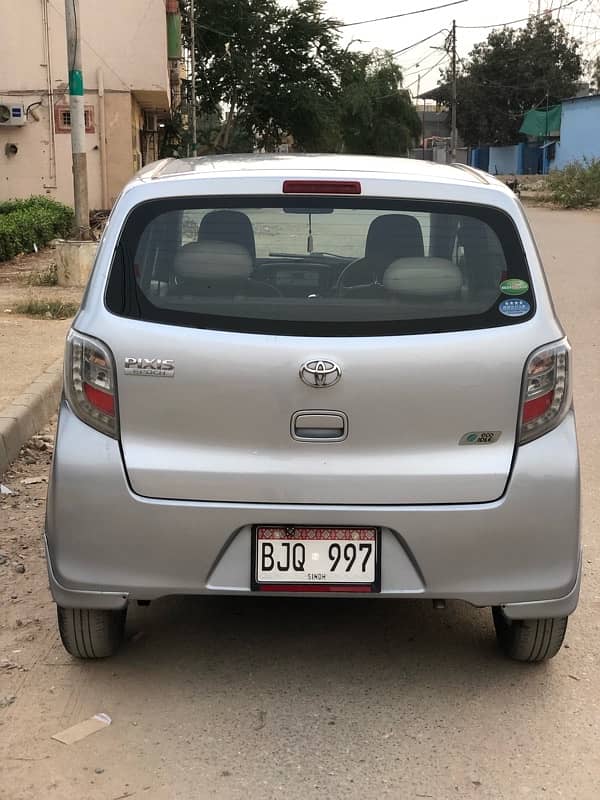 Toyota Pixis 2015 model 2017 registration same a mira 11