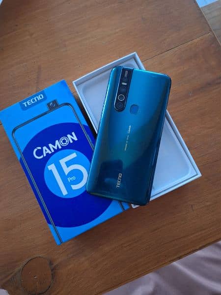 Techno camon 15 pro 6/128 1