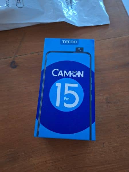 Techno camon 15 pro 6/128 2