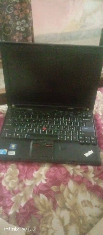 lenevo thinkpad with all accessories 4gb ram gen 1 1