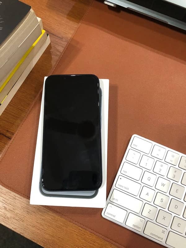 Iphone 14 just box opened 3