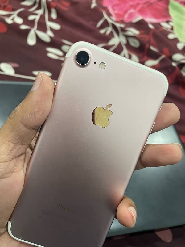 iPhone 7 32GB | PTA Approved 1