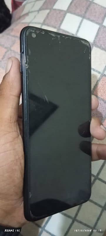 Infinix S5 (6+128GB) 1