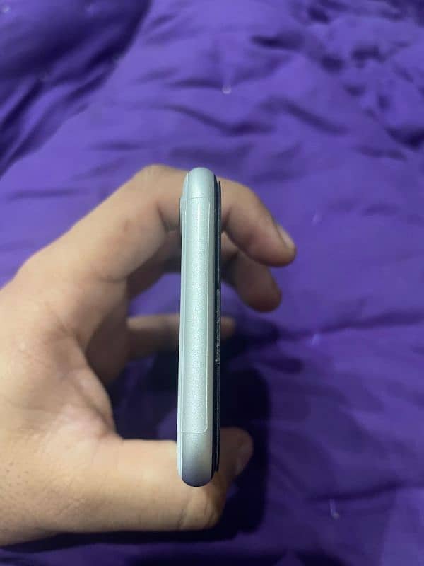 IPhone SE 2020 Non PTA 5