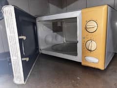 Dawlance microwave for sale