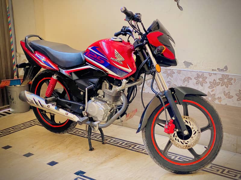 Honda CB 125f 0