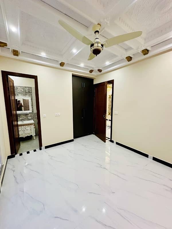 3 Years Installment Base House In Park View City Lahore 9