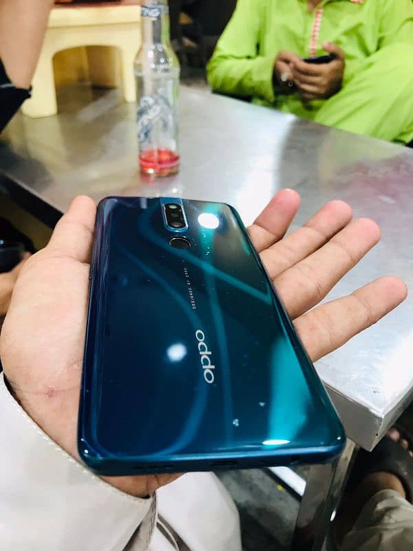 oppo f11 pro popup camera 6 gb ram 128 memory 3