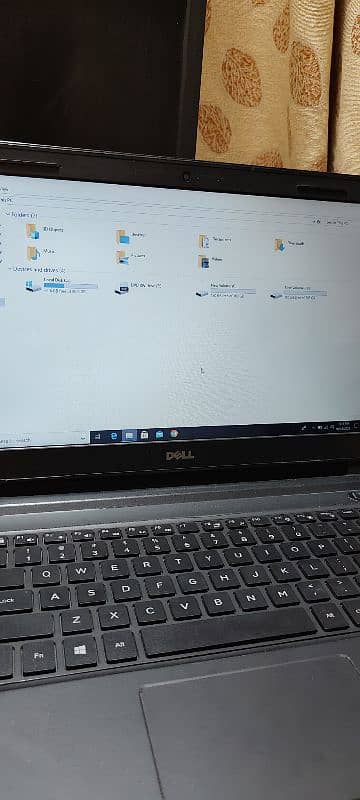 Dell Laptop Core i7, 7th Generation 5