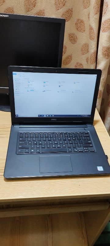 Dell Laptop Core i7, 7th Generation 8