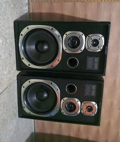 Sony 8" woofer heavy Sound