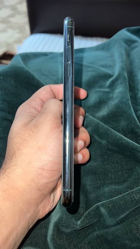 iphone 11pro max non pta 64gb 3