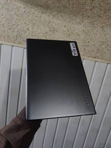 laptop Toshiba Portege Z30-C i5 6th generation PROCESSOR 1