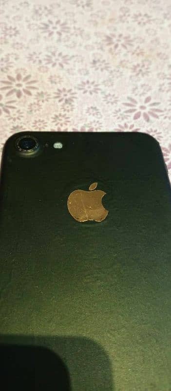 iphone 7 PTA approved 32 gb 7