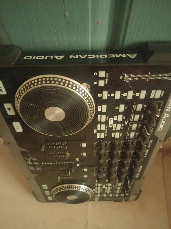 Dj mixer American audio 3